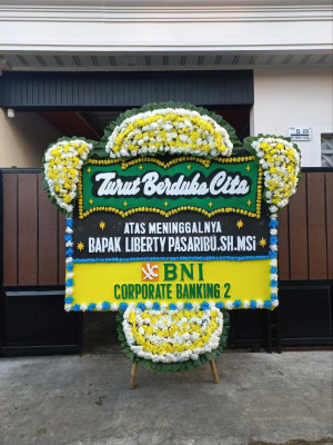 Papan Bunga Duka di Manyar