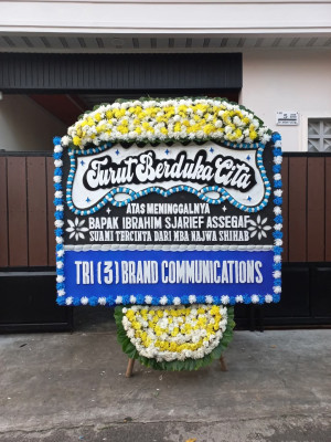 Papan Bunga Duka di Manyar